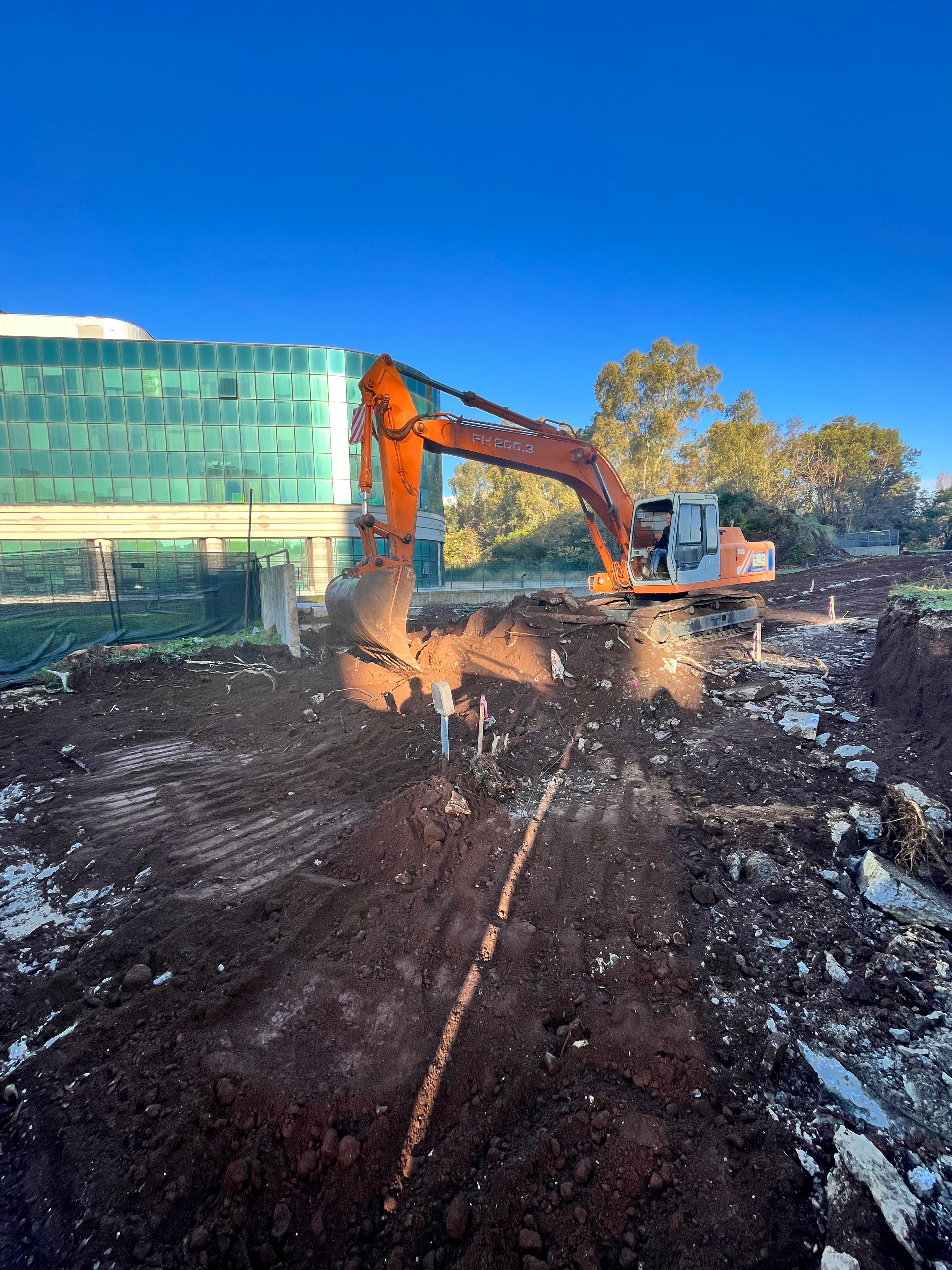 Team edilizia DP Global al lavoro